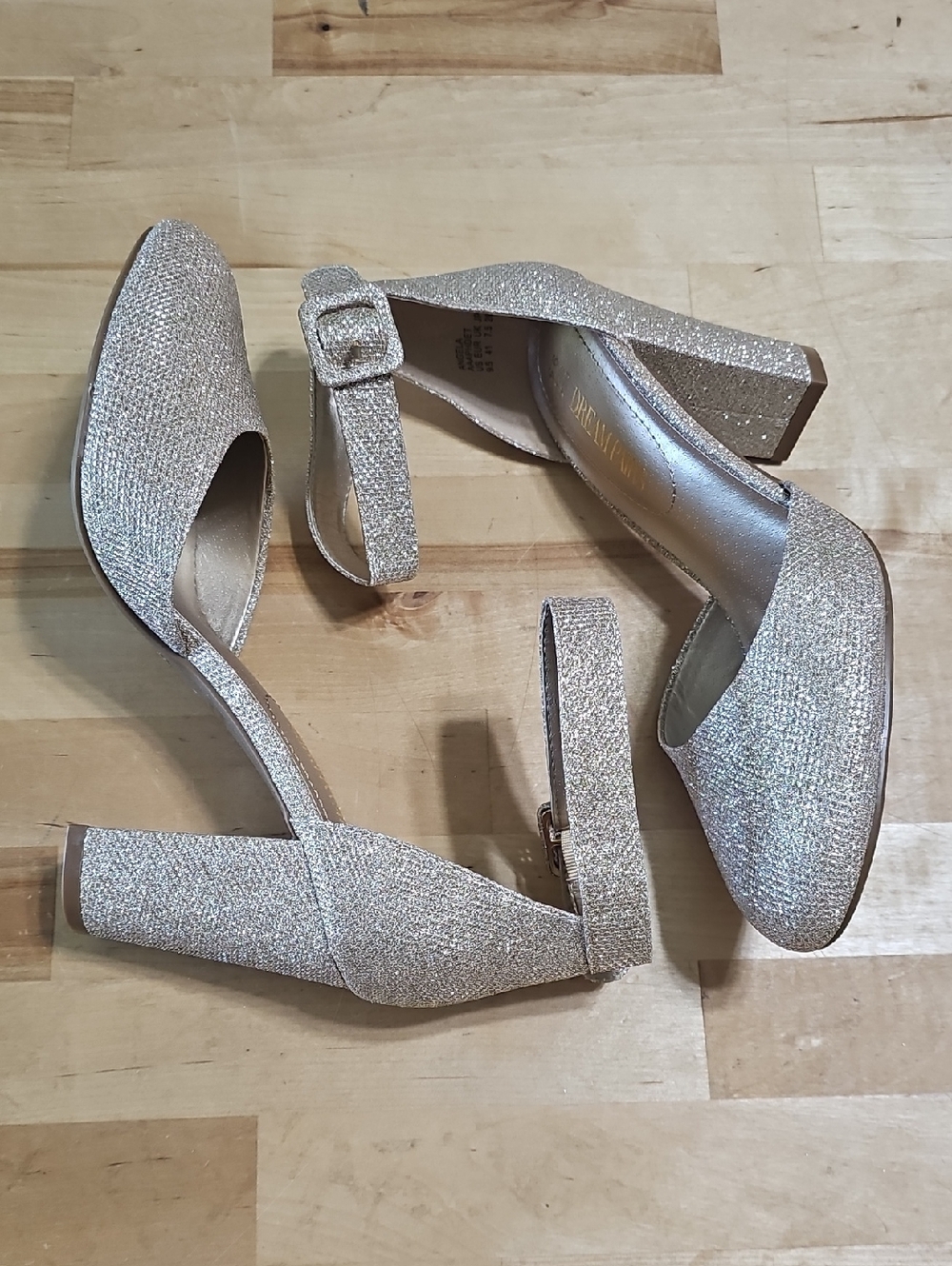 ✨ NEW Dream Pairs Angela Gold Glitter Block Heel Pumps - Size 9.5 - Picture 6 of 12